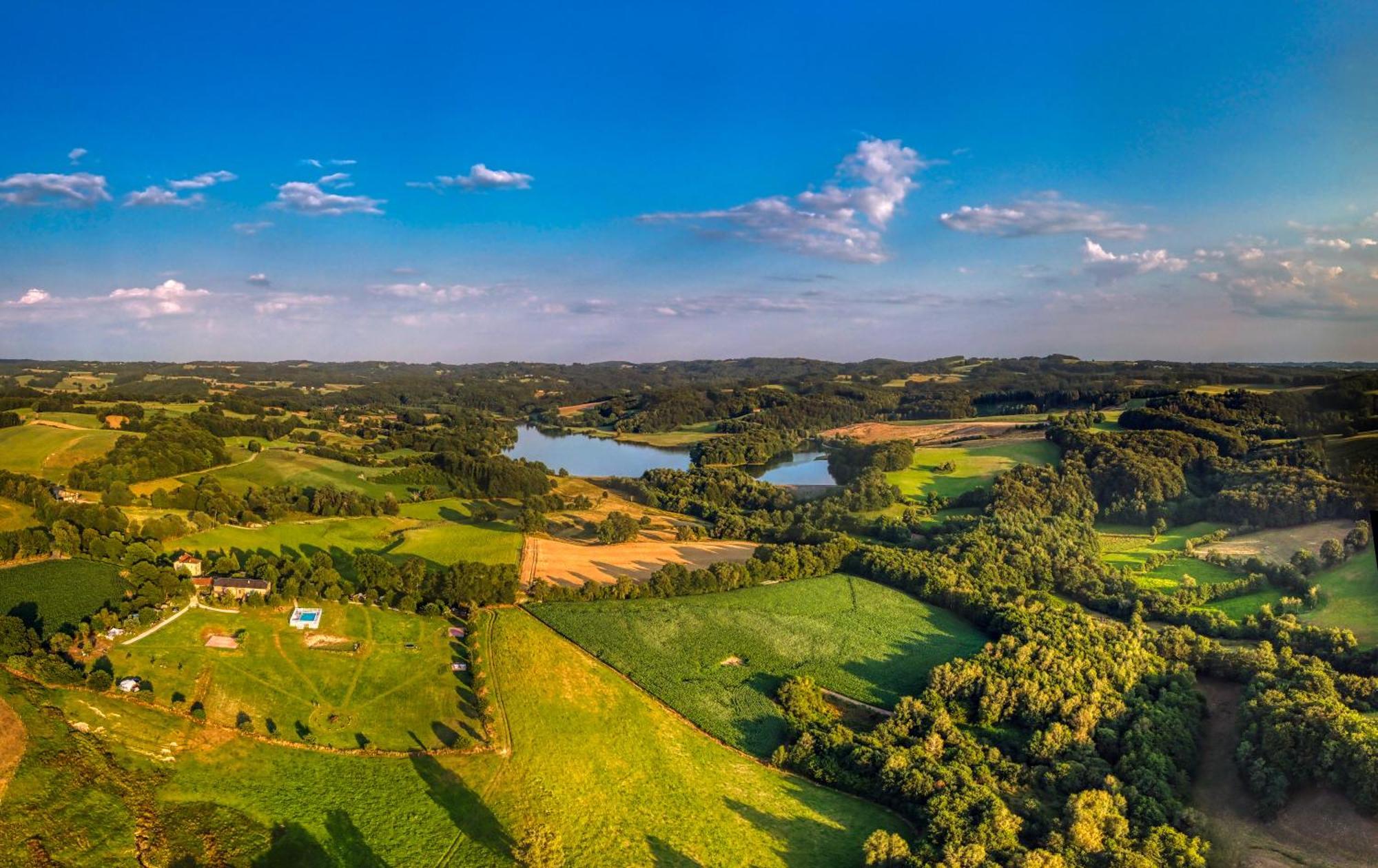 Bed and Breakfast Domaine Les Teuilleres Lacam-dʼOurcet Zewnętrze zdjęcie